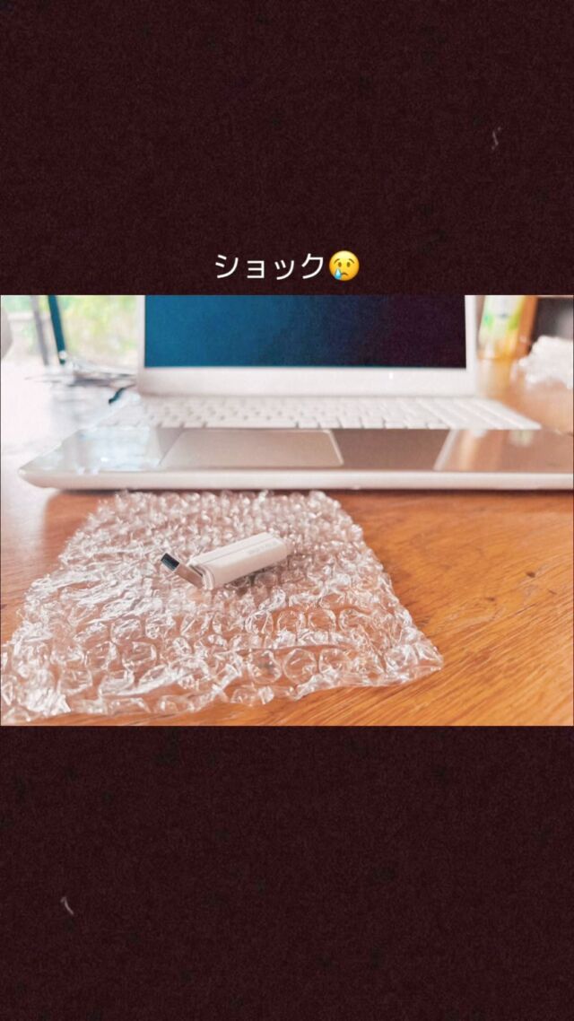 💻　
　
USBって折れるんですね🤣
　
#usb折れた #まさかのハプニング